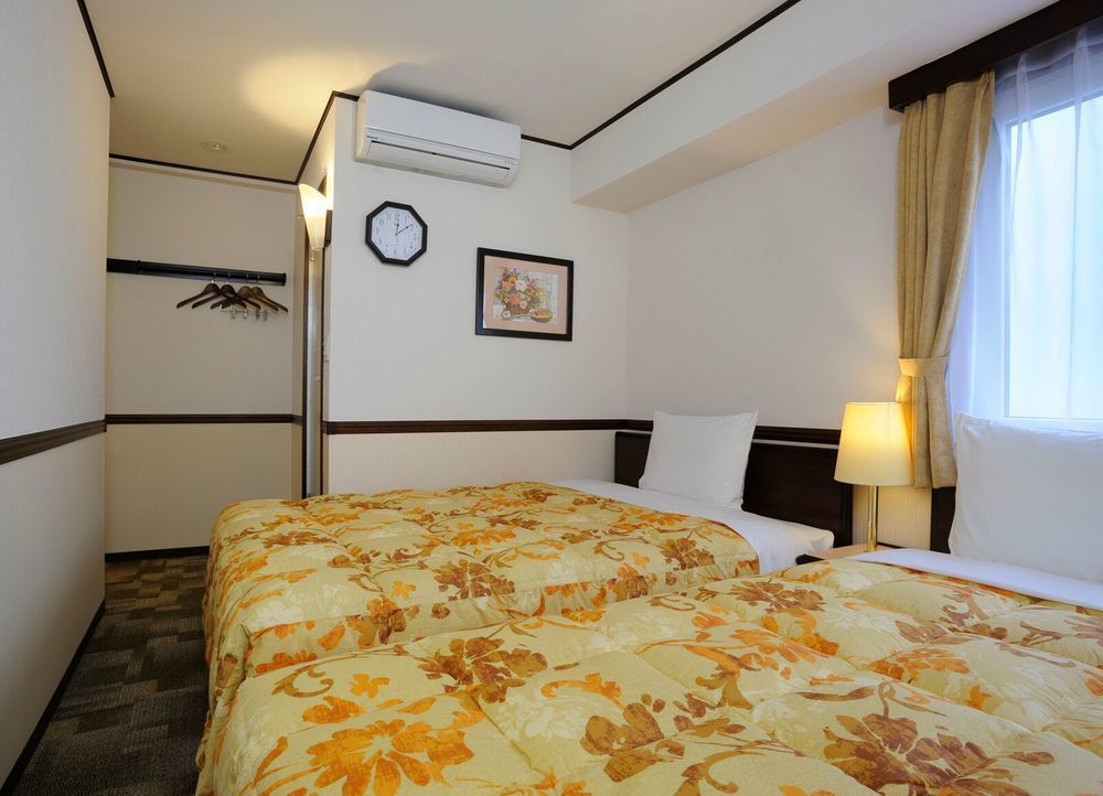 Toyoko Inn Tokyo Yamanote Sen Otsuka Eki Kita Guchi No 2 Exterior photo