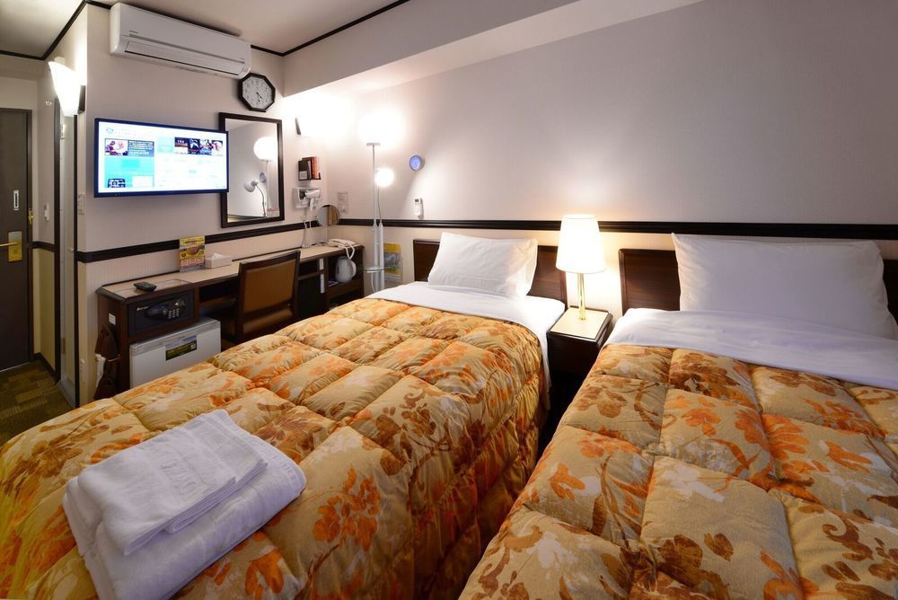 Toyoko Inn Tokyo Yamanote Sen Otsuka Eki Kita Guchi No 2 Exterior photo